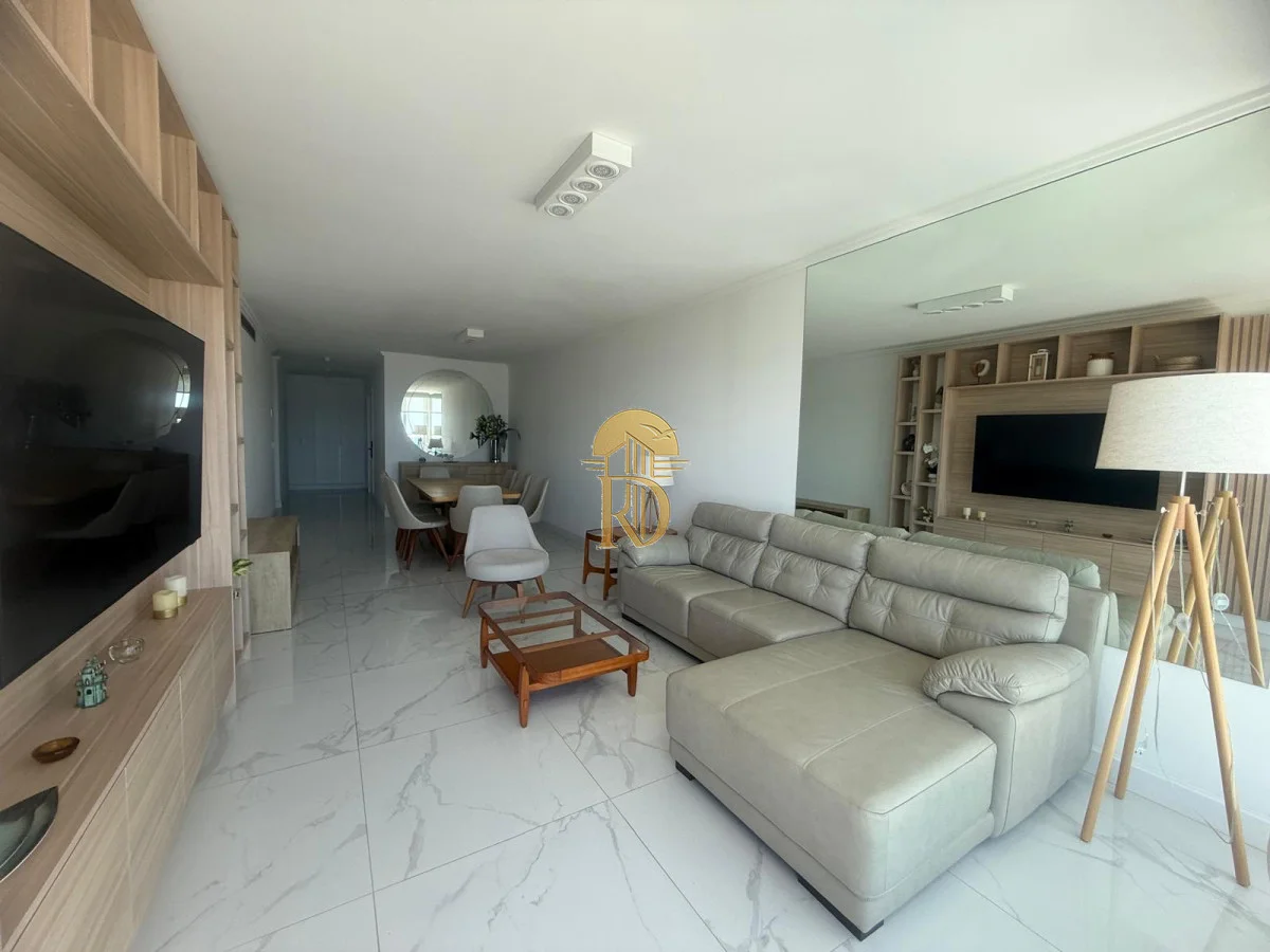 Apartamento en Playa Mansa, propiedad 277134 -Imagen 3