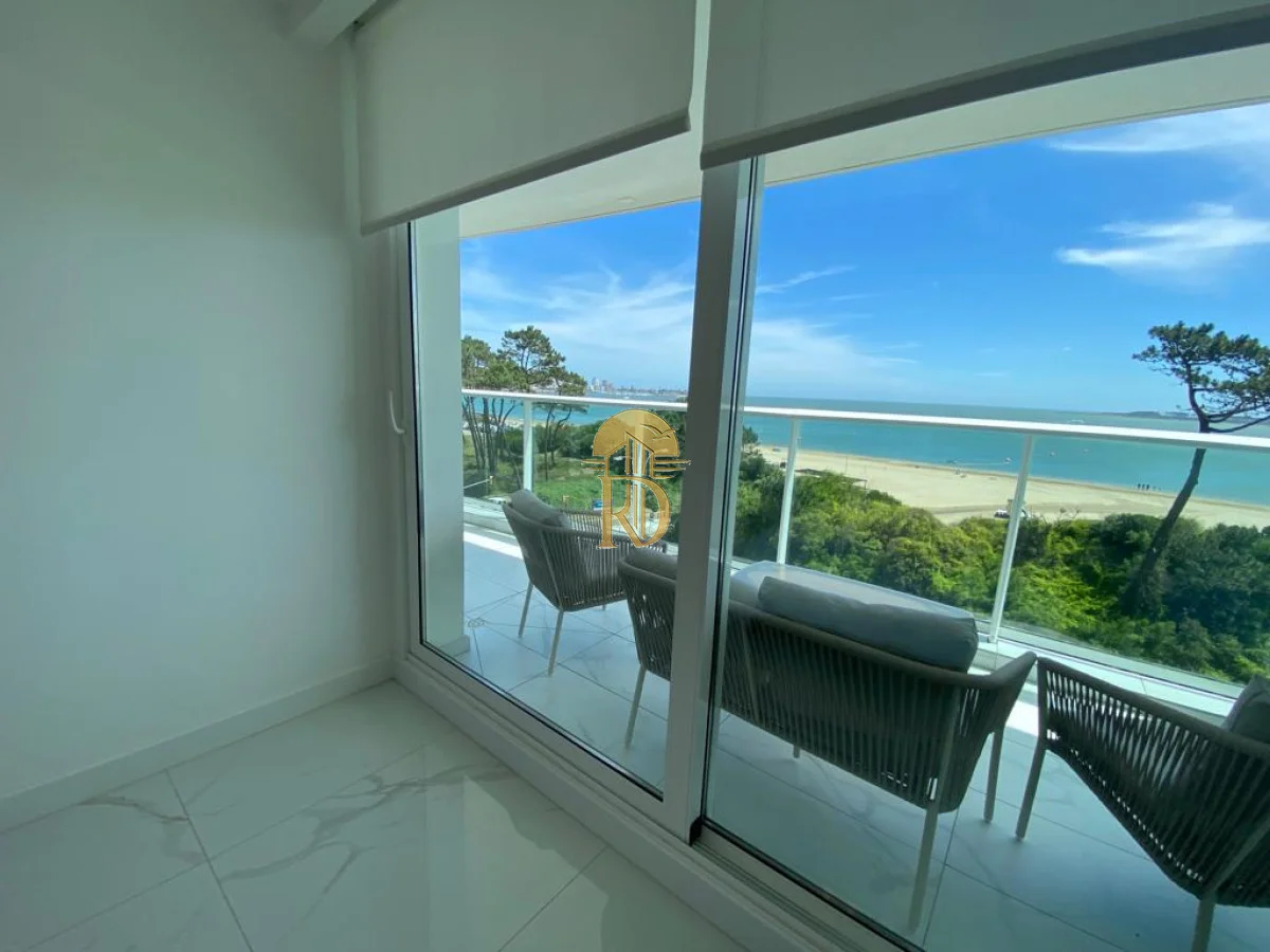 Apartamento en Playa Mansa, propiedad 277134 -Imagen 21