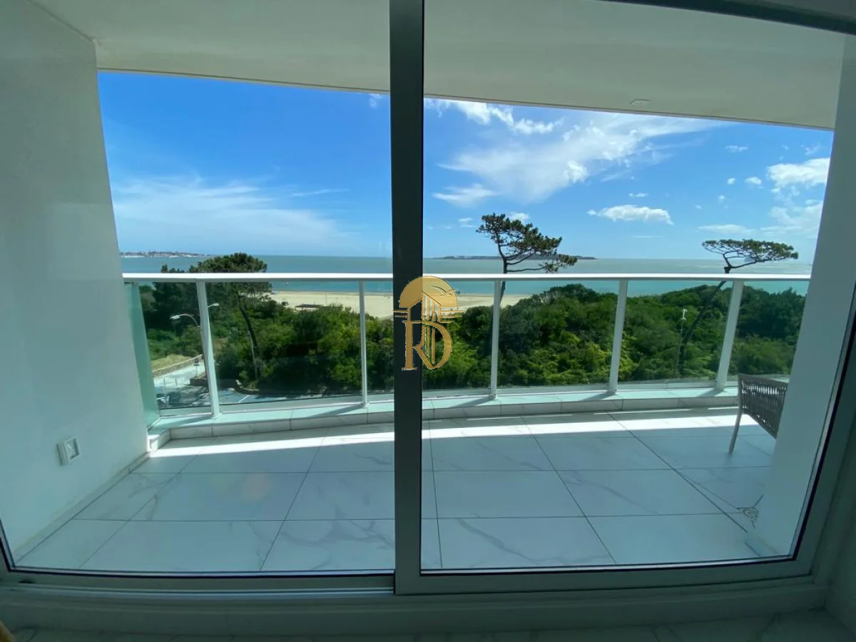 Apartamento en Playa Mansa, propiedad 277134 -Imagen 10