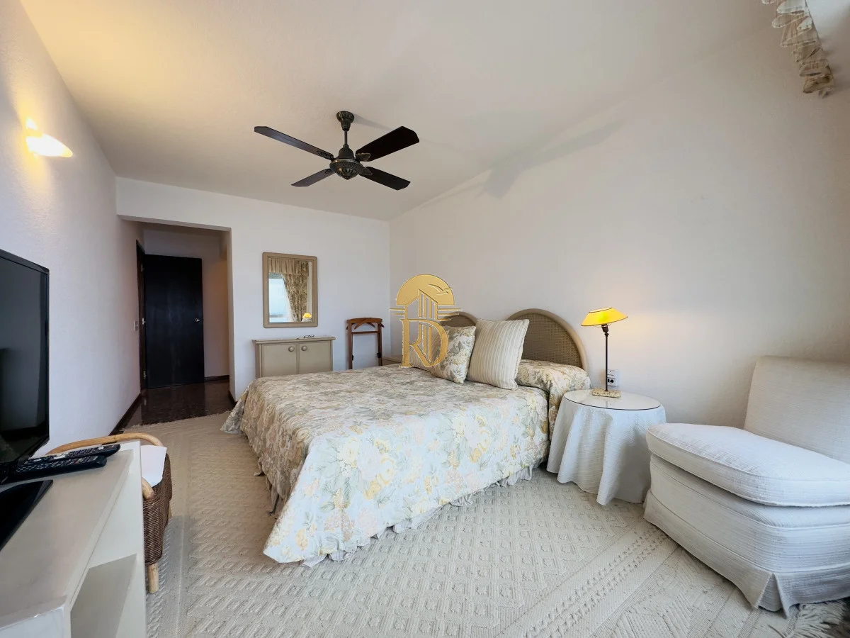Apartamento en Playa Mansa, propiedad 277236 -Imagen 16