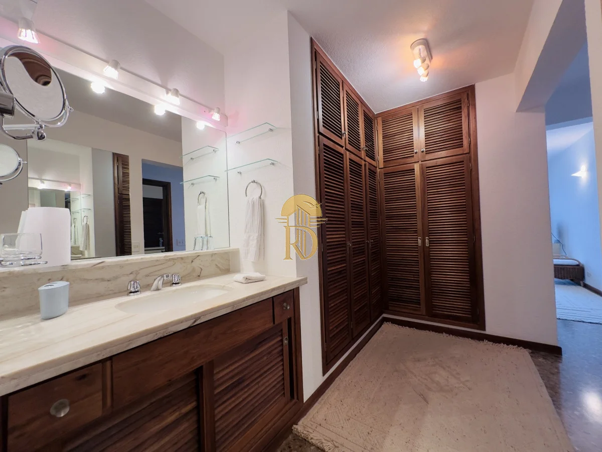 Apartamento en Playa Mansa, propiedad 277236 -Imagen 19