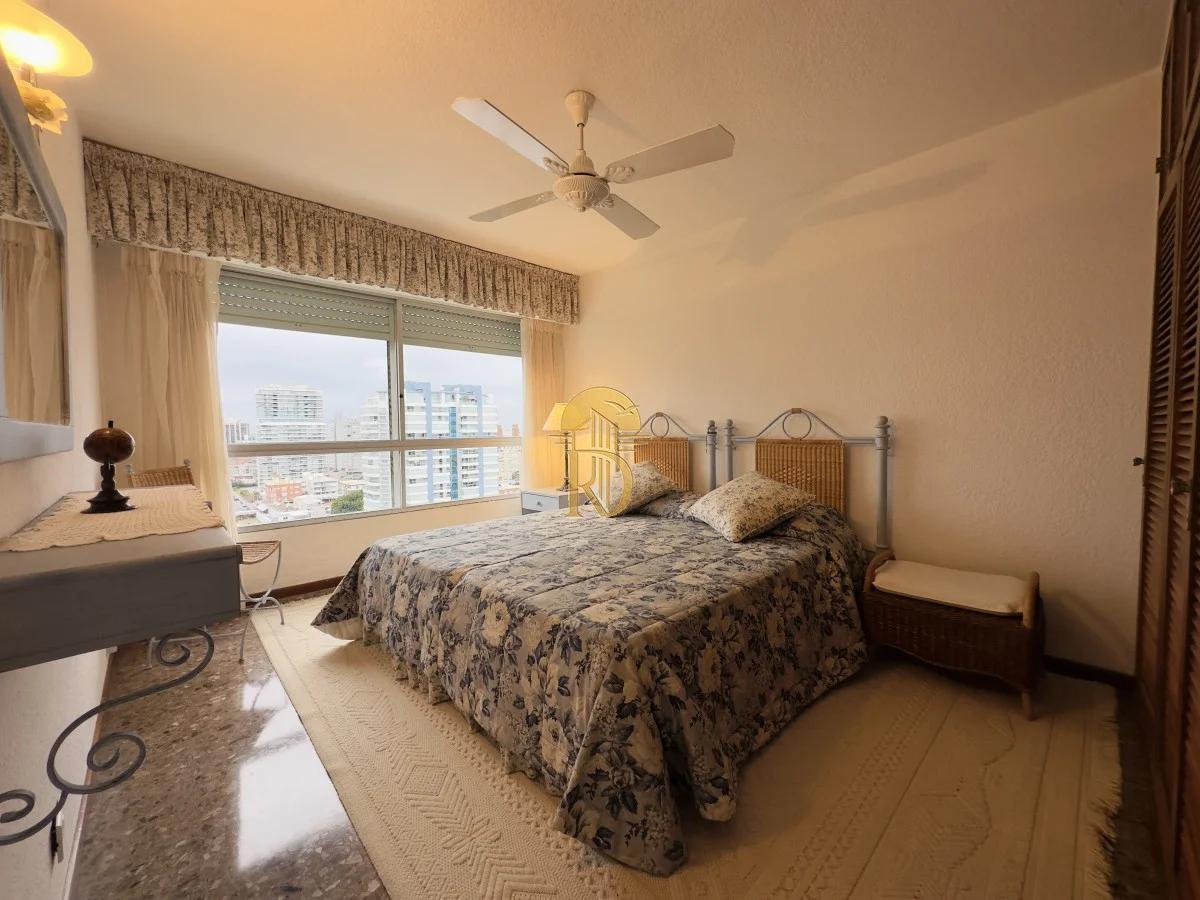 Apartamento en Playa Mansa, propiedad 277236 -Imagen 23