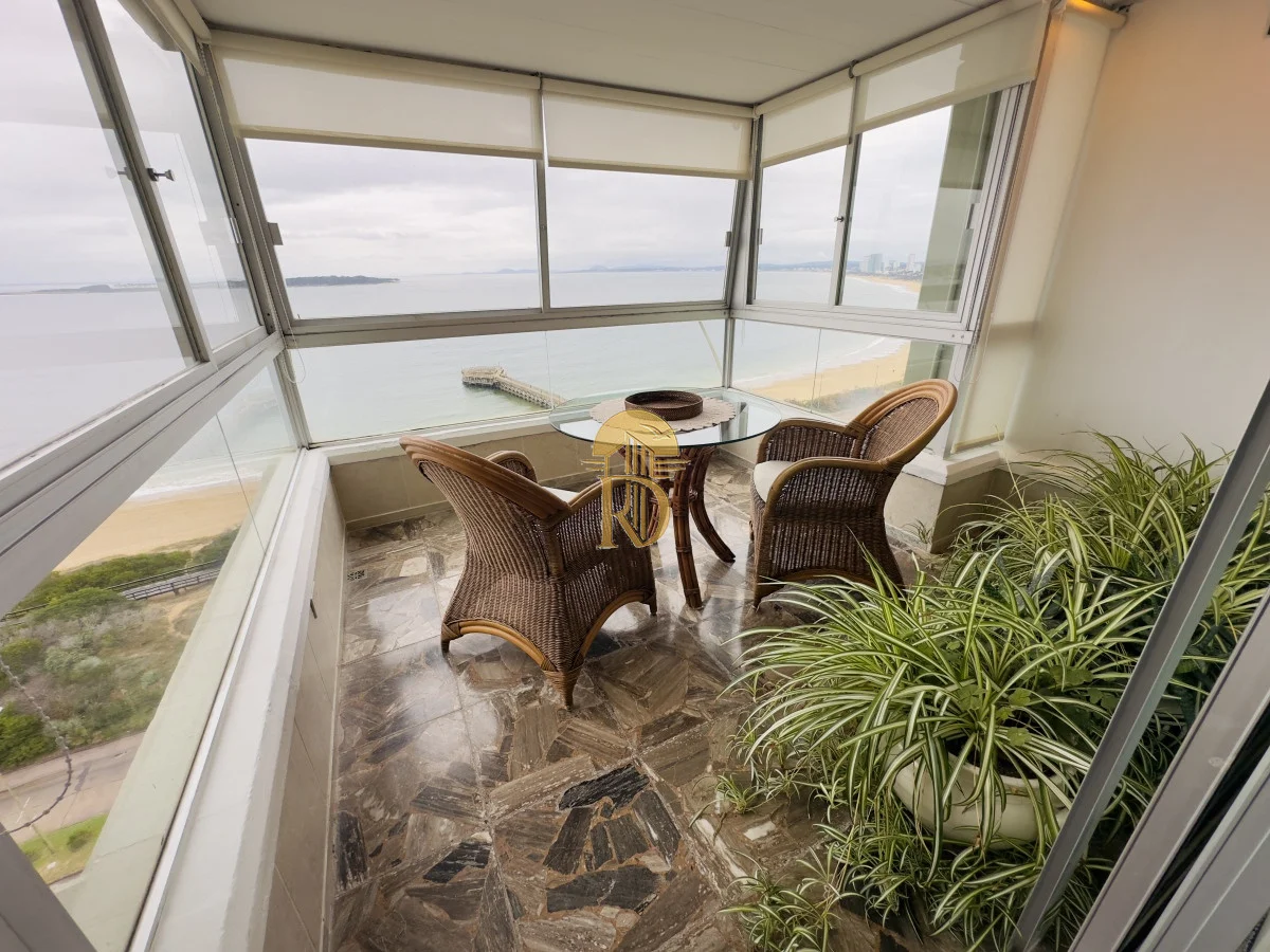 Apartamento en Playa Mansa, propiedad 277236 -Imagen 5