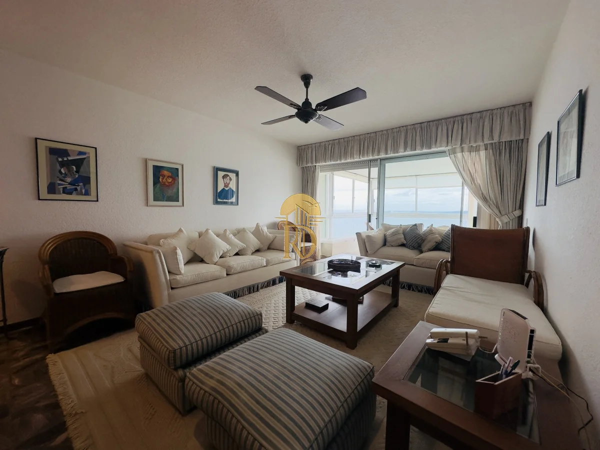 Apartamento en Playa Mansa, propiedad 277236 -Imagen 9
