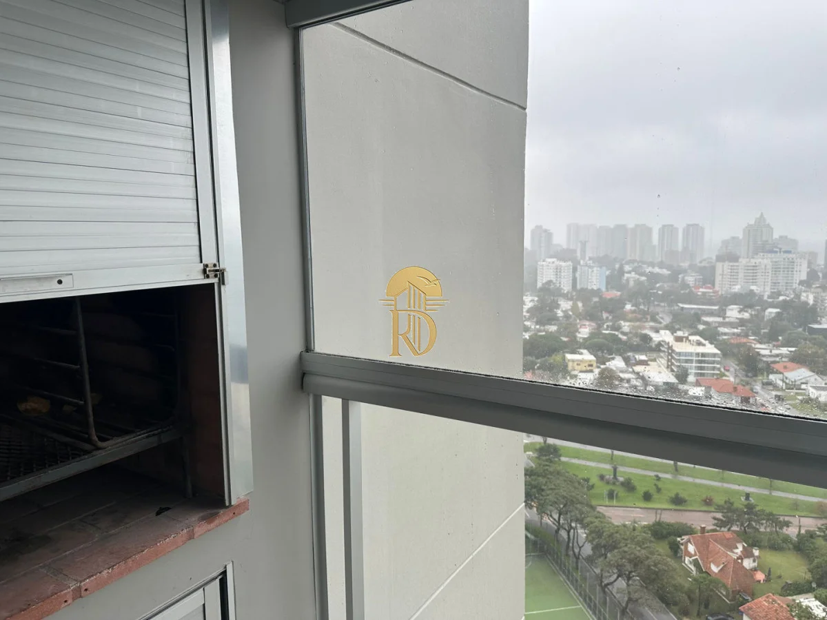 Apartamento en Playa Mansa, propiedad 284713 -Imagen 25