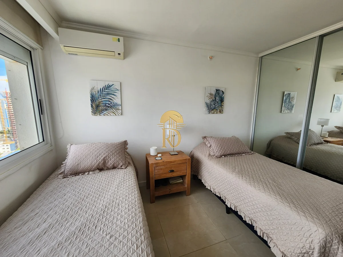 Apartamento en Playa Mansa, propiedad 290508 -Imagen 14