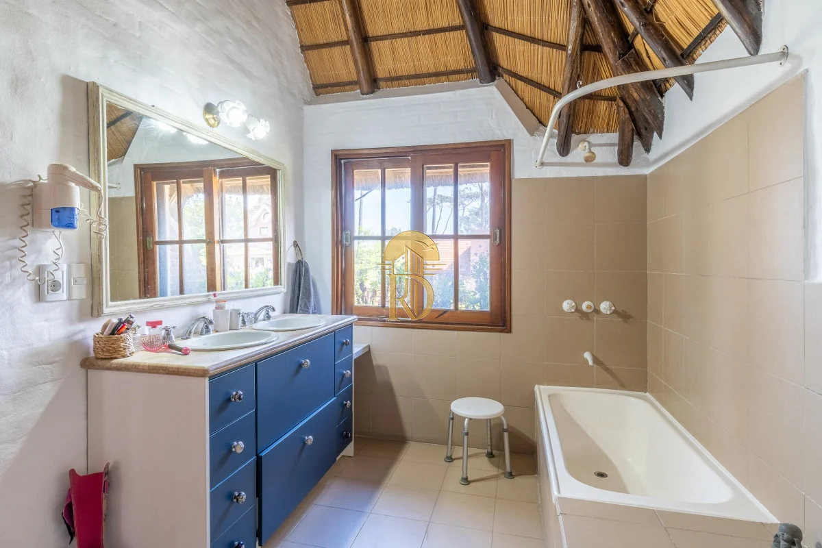 Casa en Playa Mansa, propiedad 294029 -Imagen 15