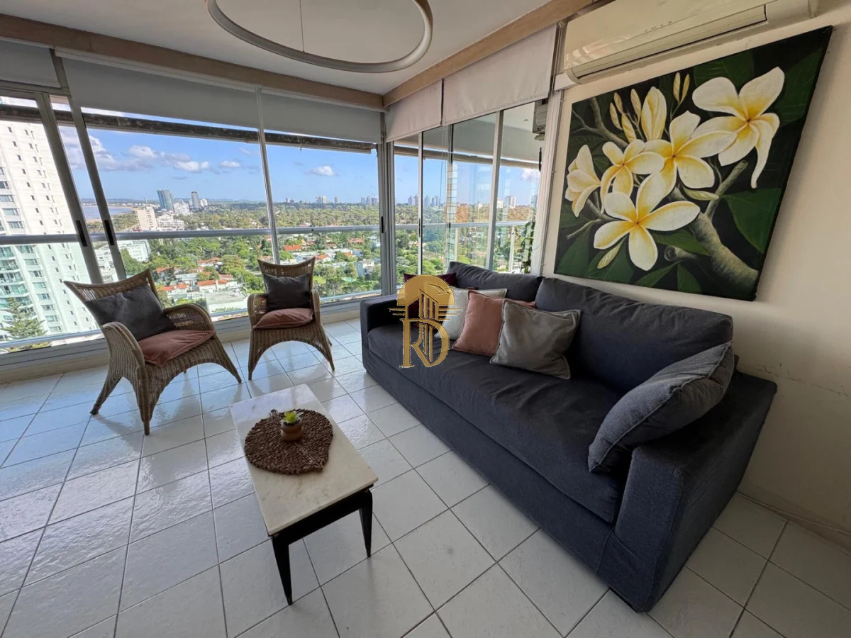 Apartamento en Playa Mansa, propiedad 295119 -Imagen 8
