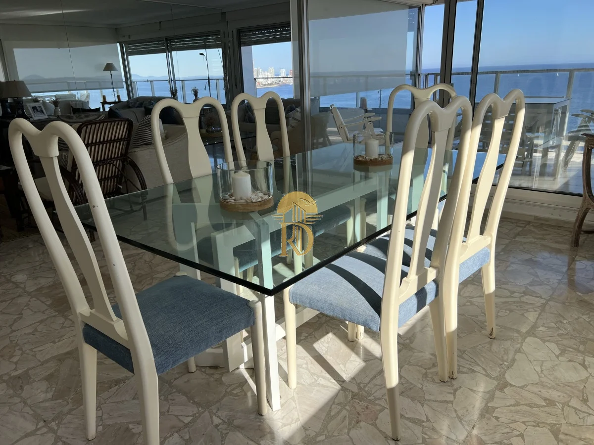 Apartamento en Playa Mansa, propiedad 297615 -Imagen 13