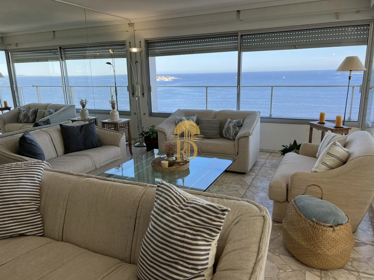 Apartamento en Playa Mansa, propiedad 297615 -Imagen 3