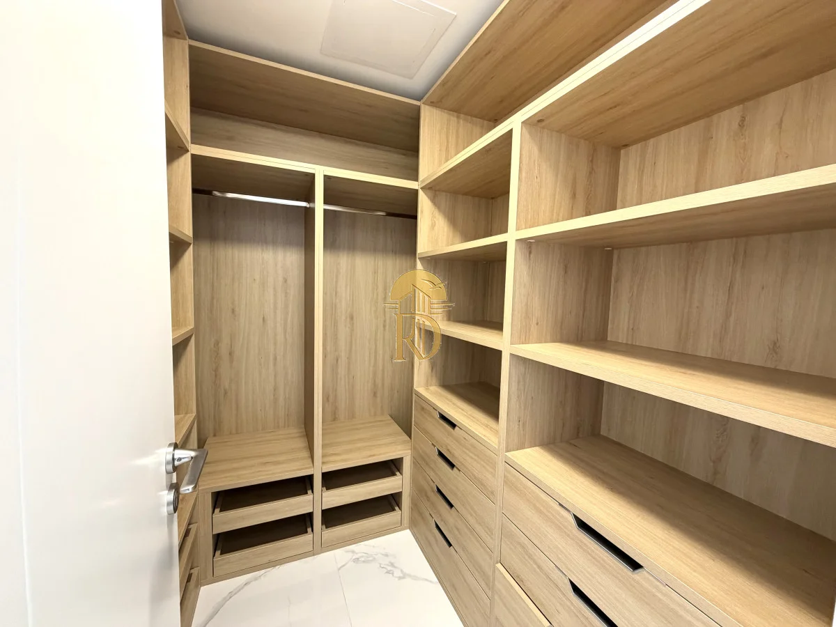 Apartamento en Playa Mansa, propiedad 301069 -Imagen 13