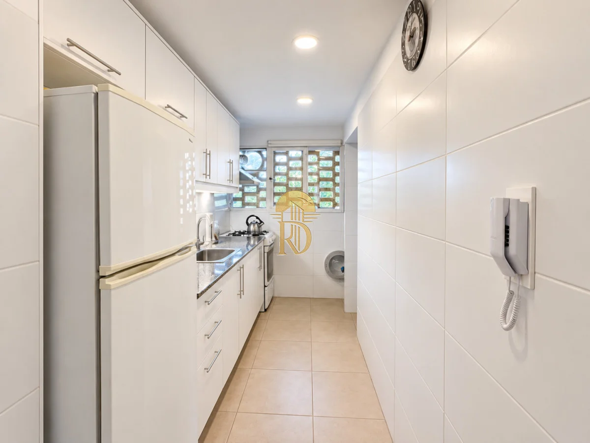 Apartamento en Playa Mansa, propiedad 302513 -Imagen 8