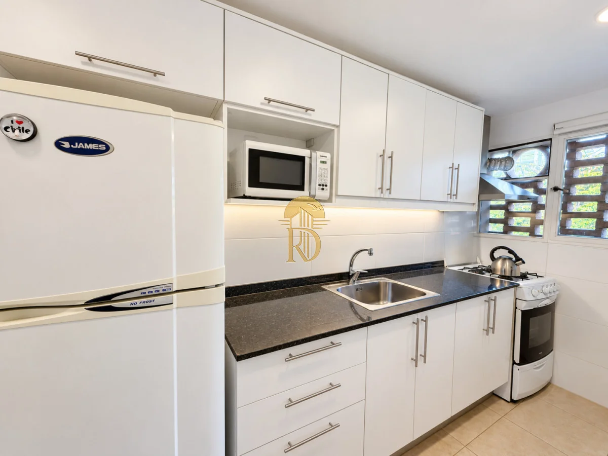 Apartamento en Playa Mansa, propiedad 302513 -Imagen 9