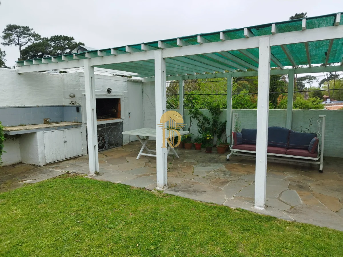 Casa en Playa Mansa, propiedad 303128 -Imagen 23