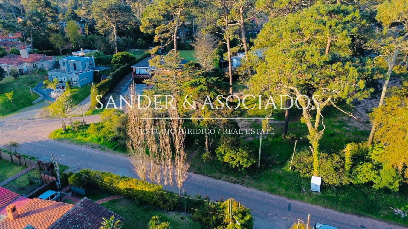 Terreno en Barrio Cantegril, propiedad 295518 -Imagen 4