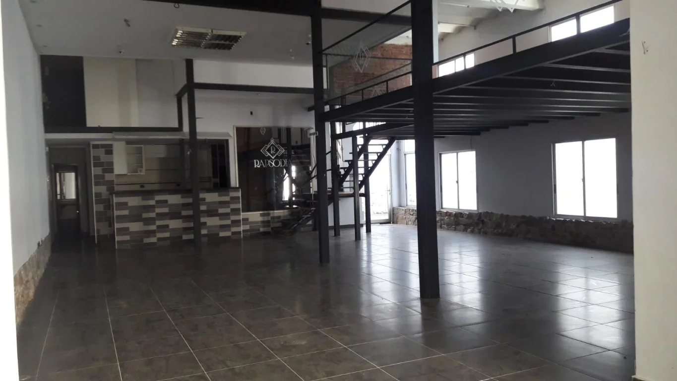 Local en Pocitos, propiedad 292238 -Imagen 1