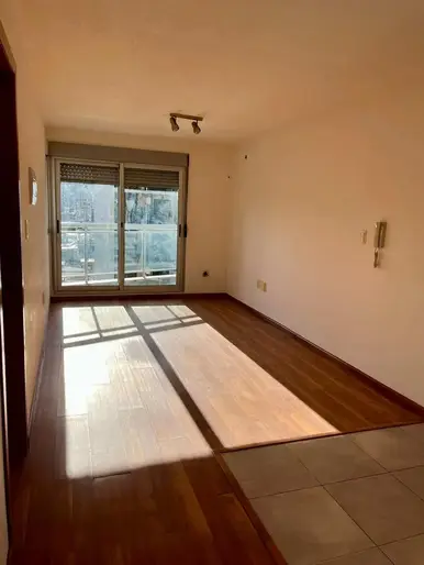 Alquiler Apartamento en Cordón