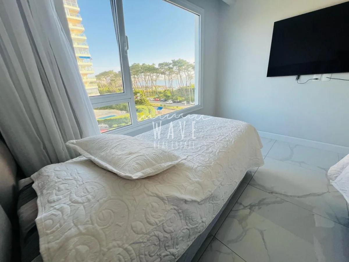 Apartamento en Playa Mansa, propiedad 192907 -Imagen 14