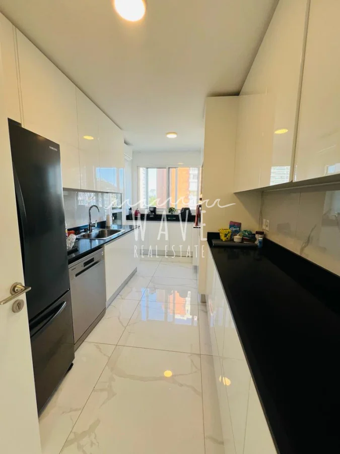 Apartamento en Playa Mansa, propiedad 192907 -Imagen 4