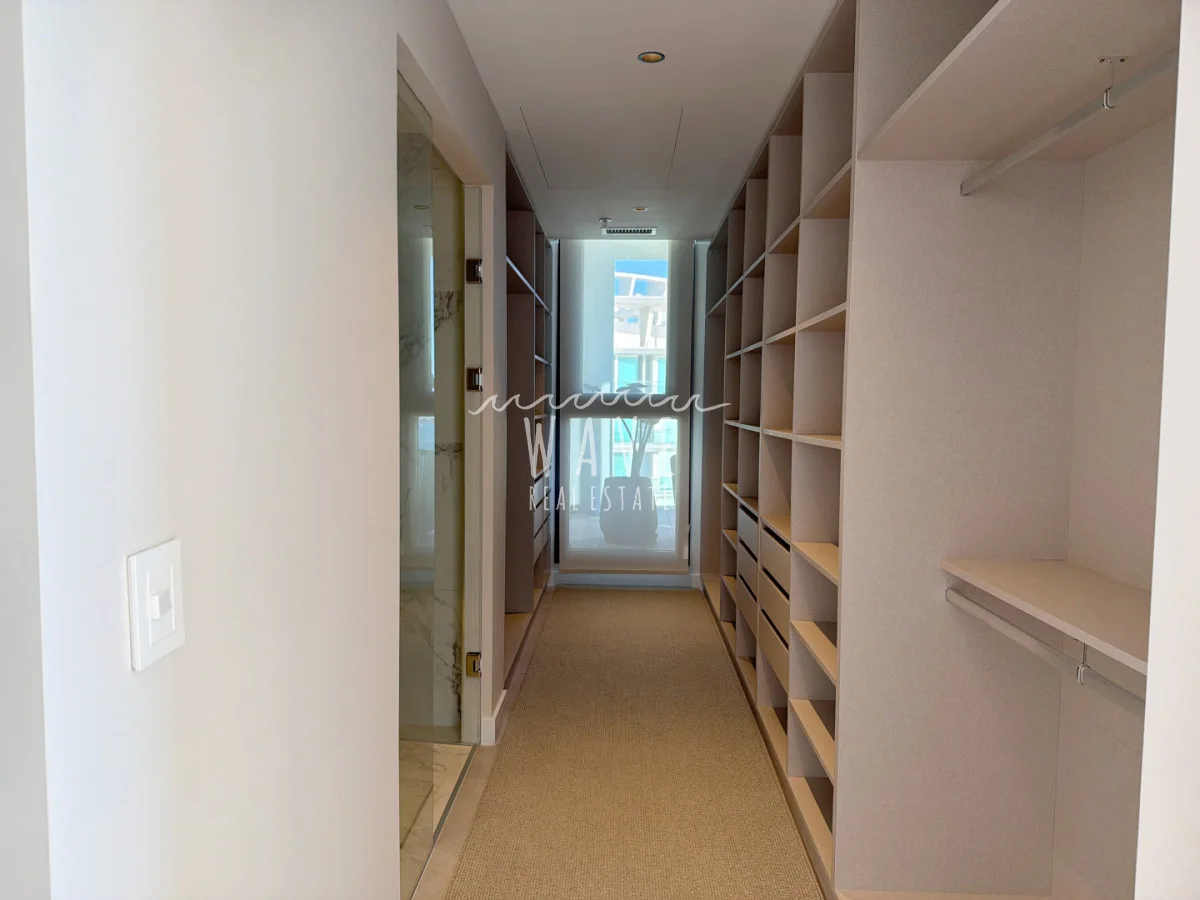 Apartamento en Playa Mansa, propiedad 192952 -Imagen 23