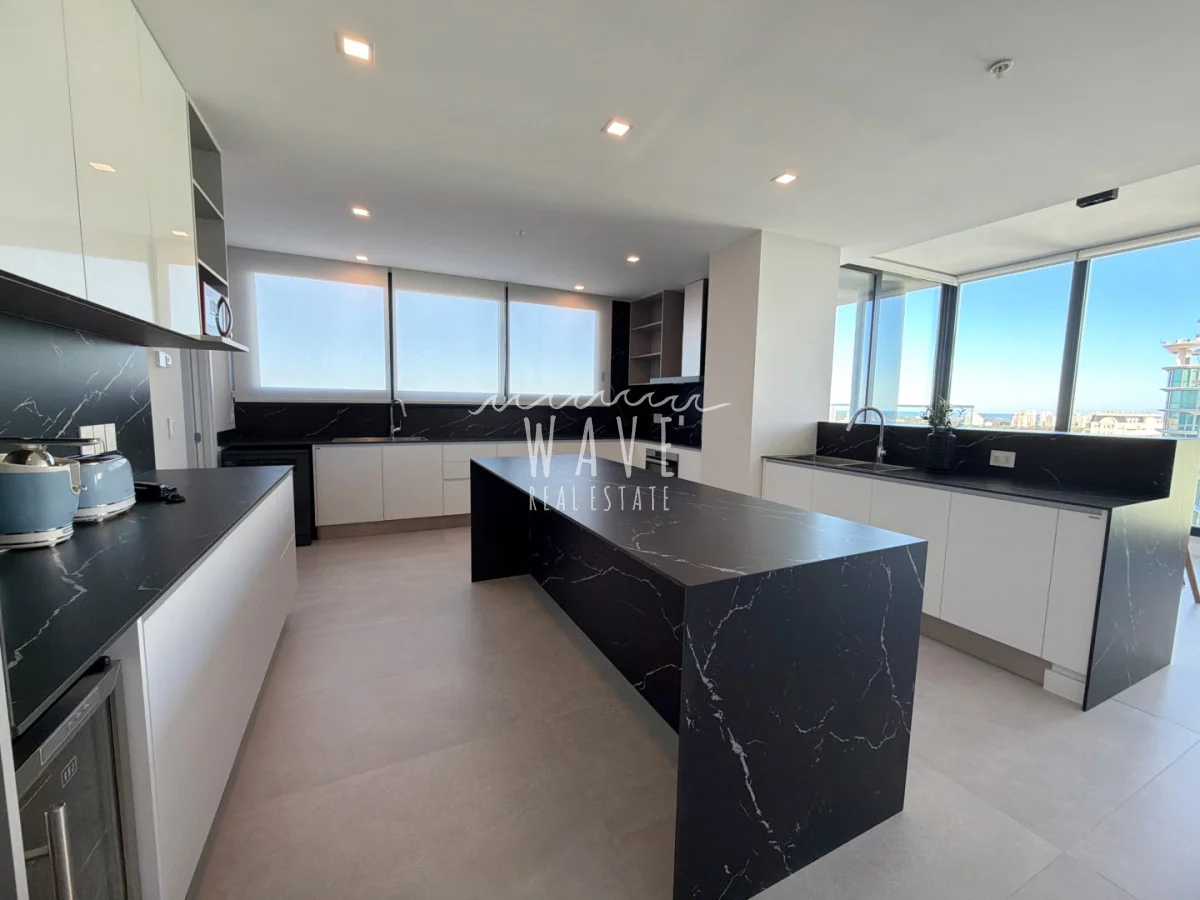 Apartamento en Playa Mansa, propiedad 192952 -Imagen 10