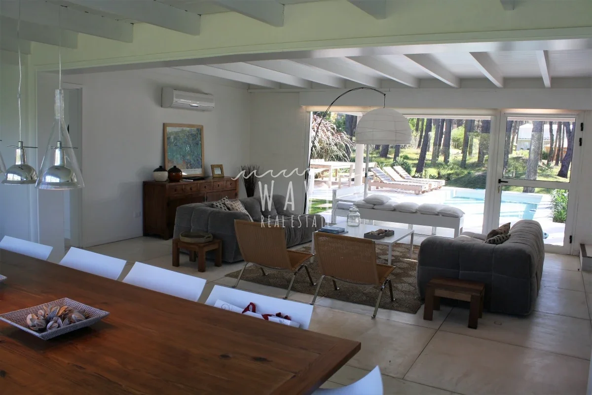 Casa en Manantiales, propiedad 193018 -Imagen 2