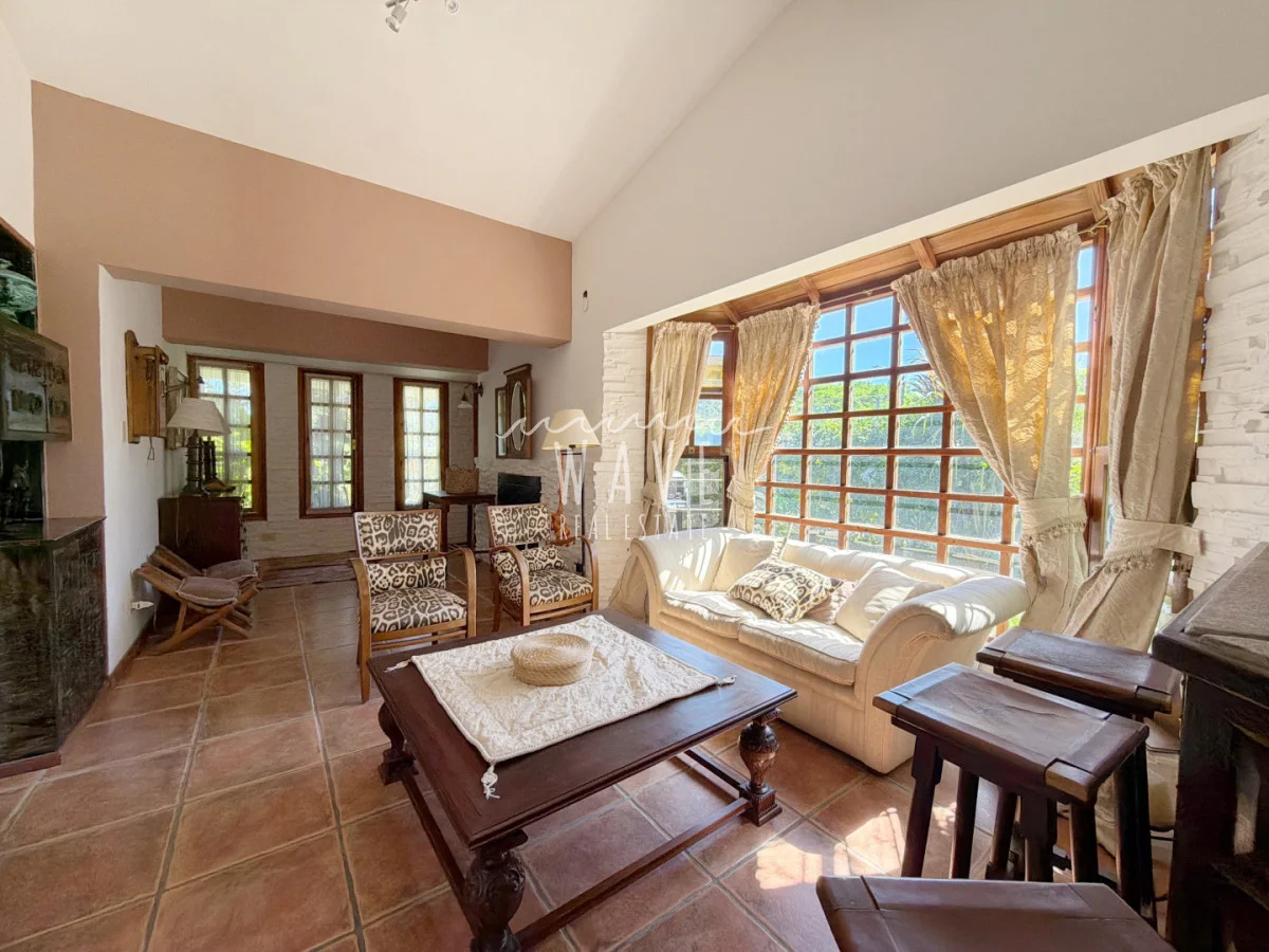 Casa en Pinares, propiedad 251896 -Imagen 1