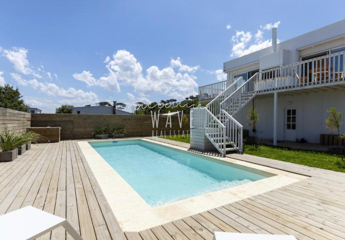Casa en La Juanita, propiedad 273485 -Imagen 1
