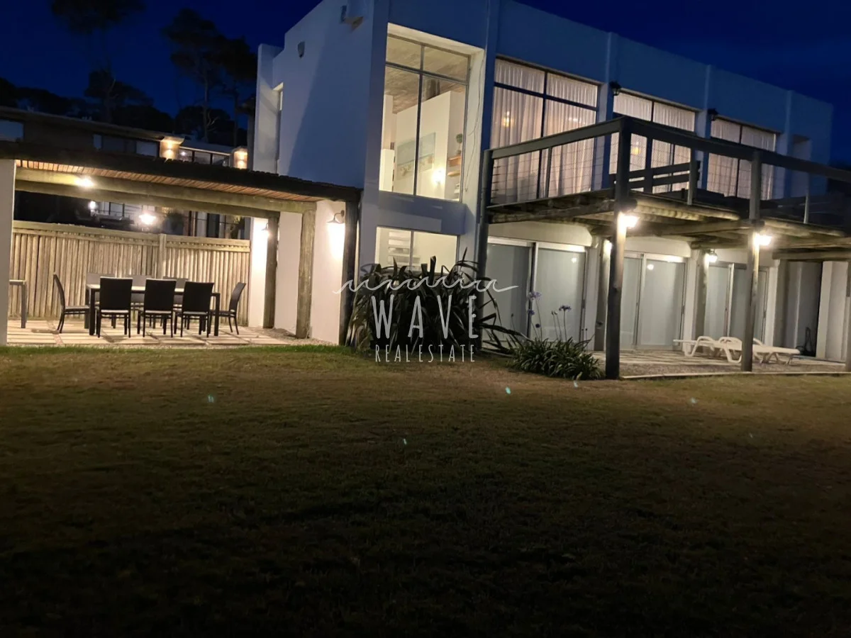 Casa en La Juanita, propiedad 276216 -Imagen 2