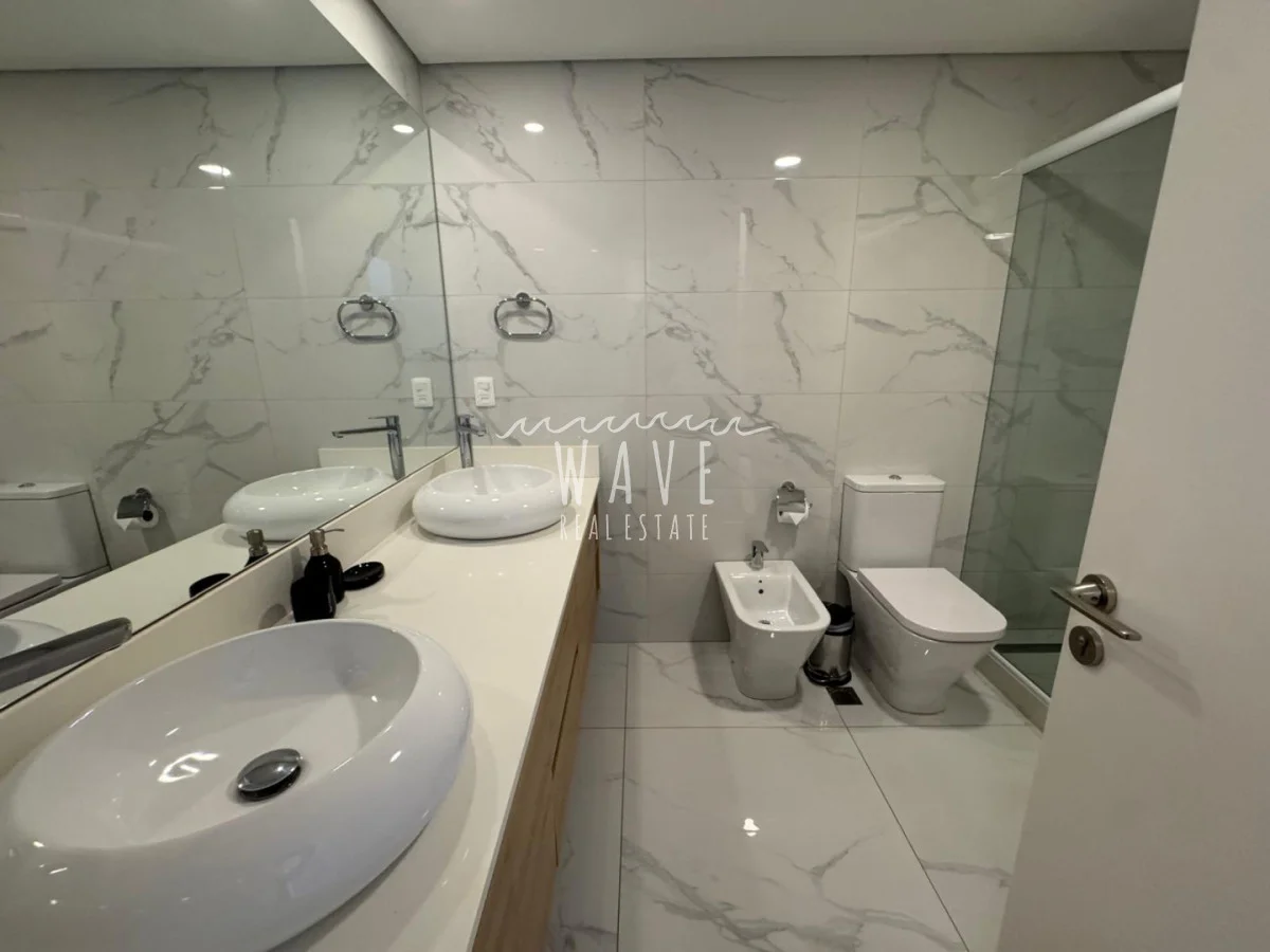 Apartamento en Playa Mansa, propiedad 276921 -Imagen 14
