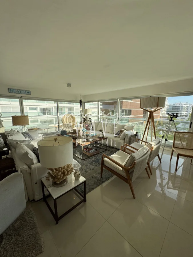 Apartamento en Playa Brava, propiedad 277071 -Imagen 1