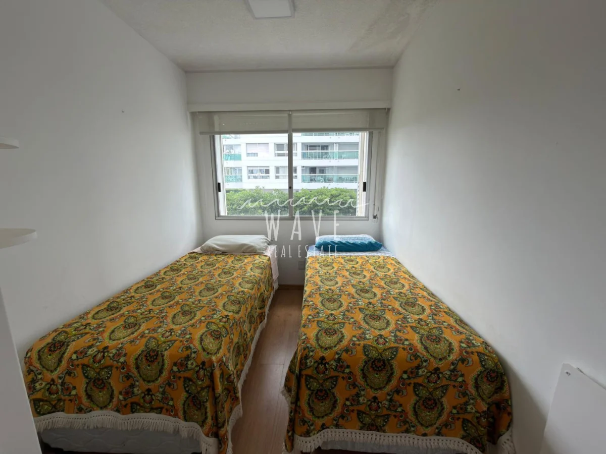 Apartamento en Playa Mansa, propiedad 294182 -Imagen 13