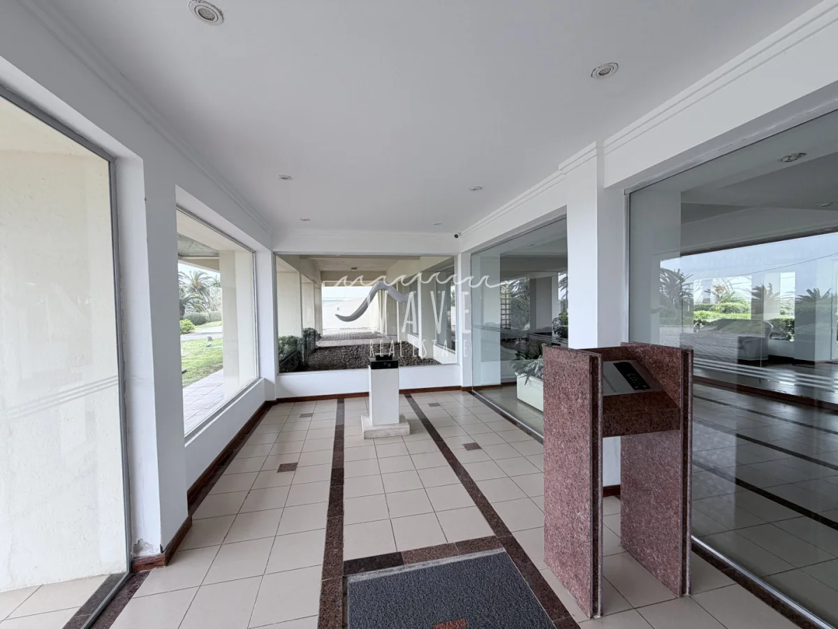 Apartamento en Playa Brava, propiedad 300431 -Imagen 2