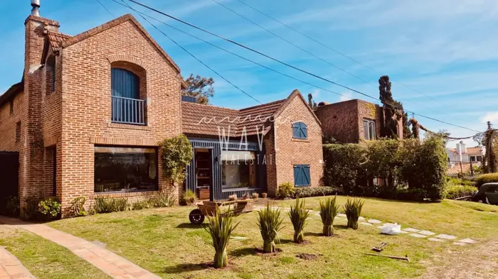 Alquiler de verano, Casa de 4 dormitorios en La Barra