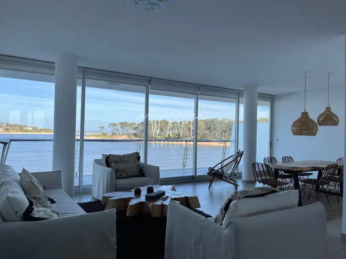 Venta y alquiler temporada apartamento de 3 dormitorios en La Barra