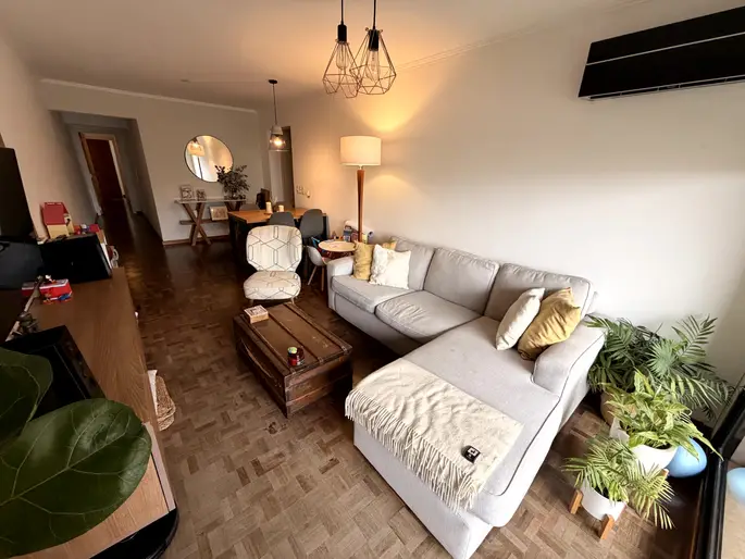 Apartamento en venta en Pocitos | 2 dormitorios, suite, balcón y garaje doble