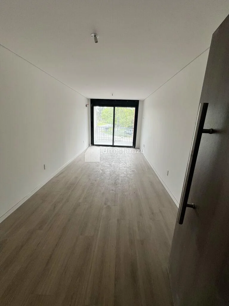 Apartamento en Carrasco Norte, propiedad 302101 -Imagen 1