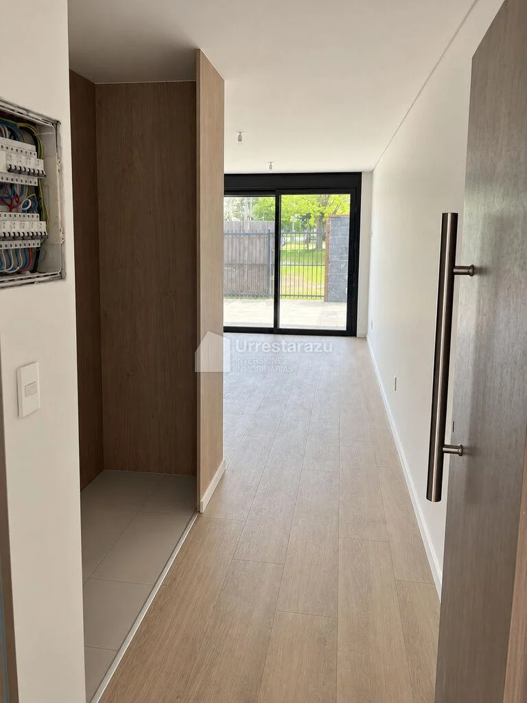 Apartamento en Carrasco Norte, propiedad 302114 -Imagen 2