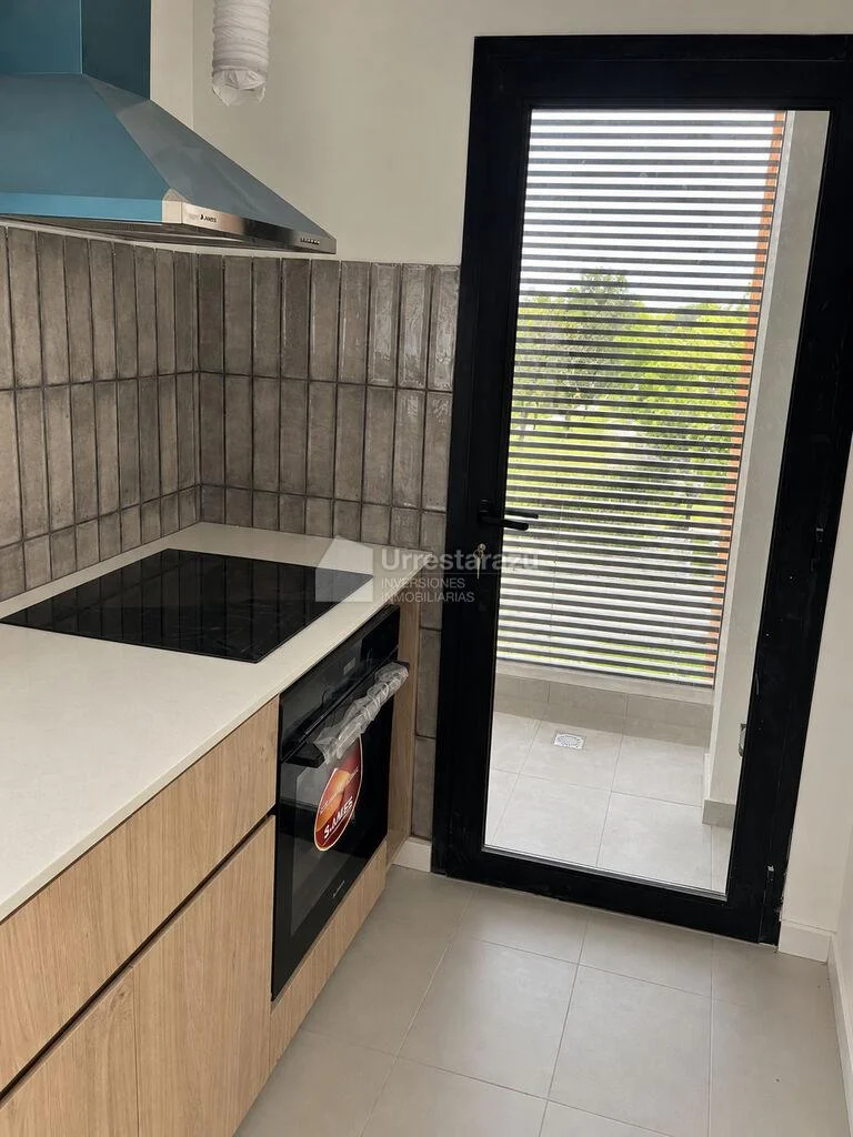 Apartamento en Carrasco Norte, propiedad 302125 -Imagen 4