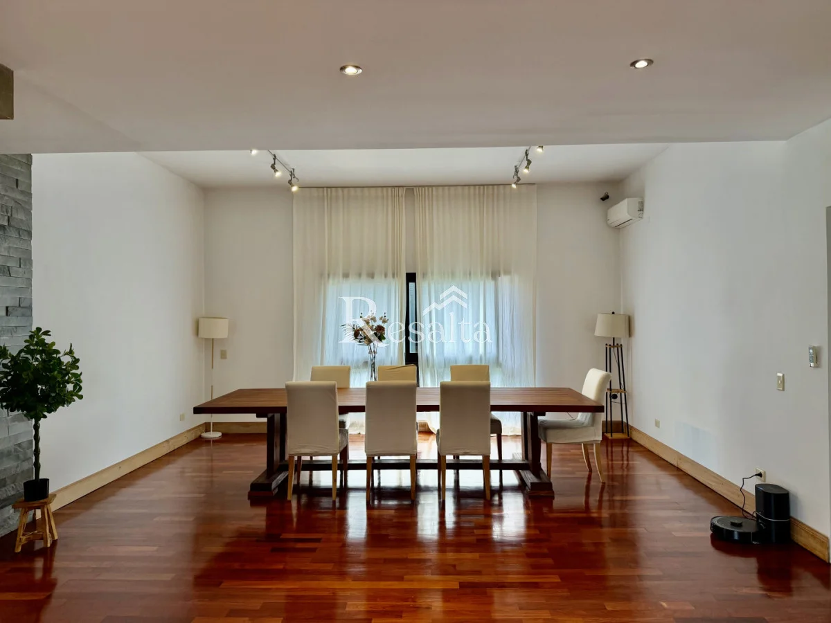 Casa en Lomas de la Tahona, propiedad 303211 -Imagen 11