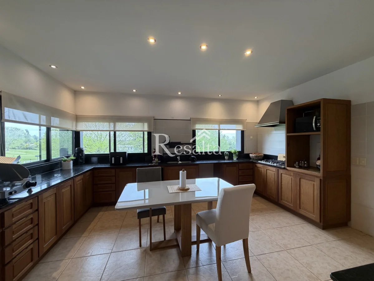 Casa en Lomas de la Tahona, propiedad 303211 -Imagen 20