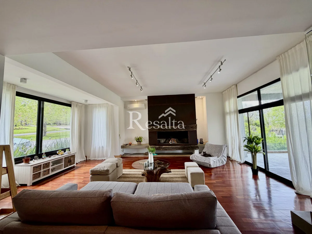 Casa en Lomas de la Tahona, propiedad 303211 -Imagen 3