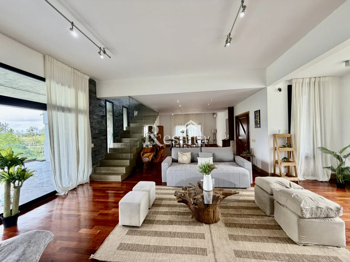 Casa en Lomas de la Tahona, propiedad 303211 -Imagen 8