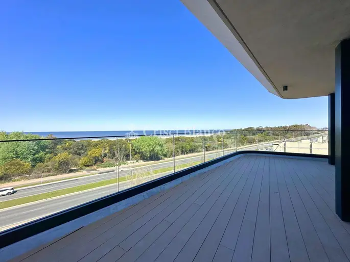 Venta apartamento 3 dormitorios + 2 garajes - Costanera Village Mónaco - Ref 1839