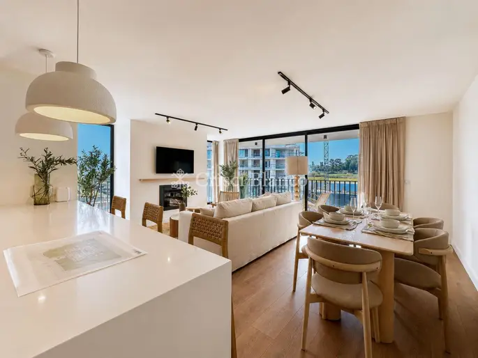 Venta apartamento de 3 dormitorios + 2 garajes - Terrazas del Polo - Ref 1373