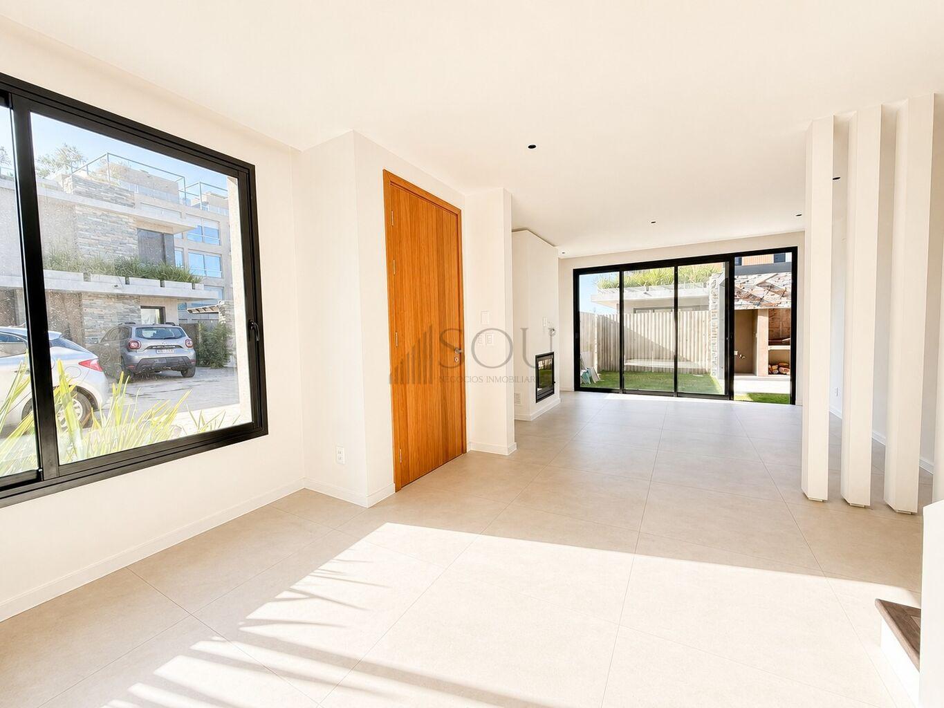 Casa en Carrasco Norte, propiedad 274329 -Imagen 2