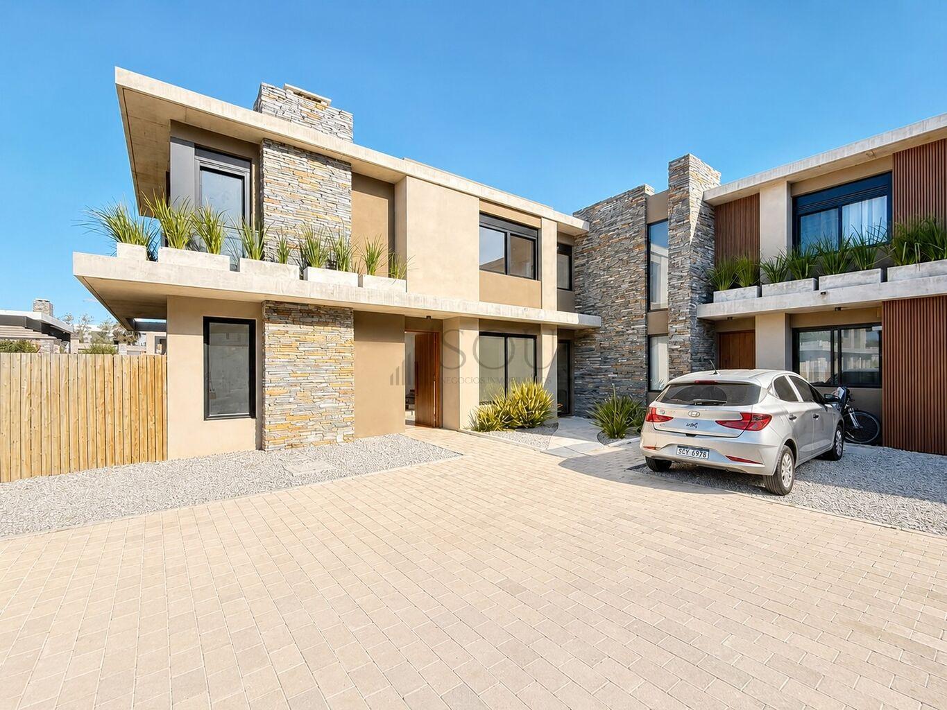 Casa en Carrasco Norte, propiedad 274329 -Imagen 1