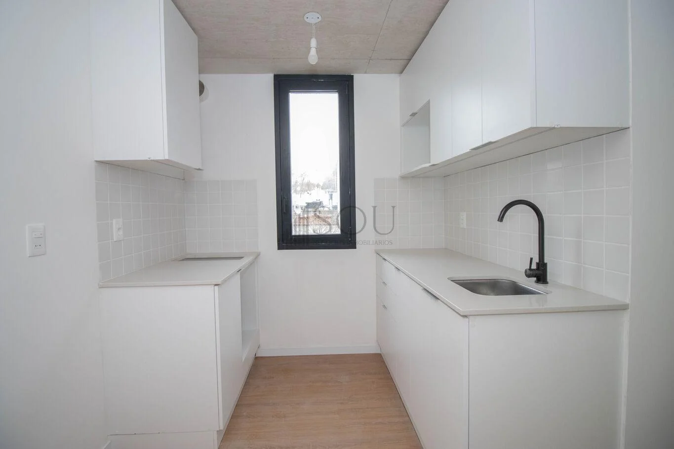 Apartamento en Tres Cruces, propiedad 295129 -Imagen 1