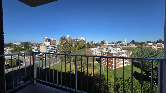 Venta apartamento 2 dormitorios en Buceo. Cooperativa