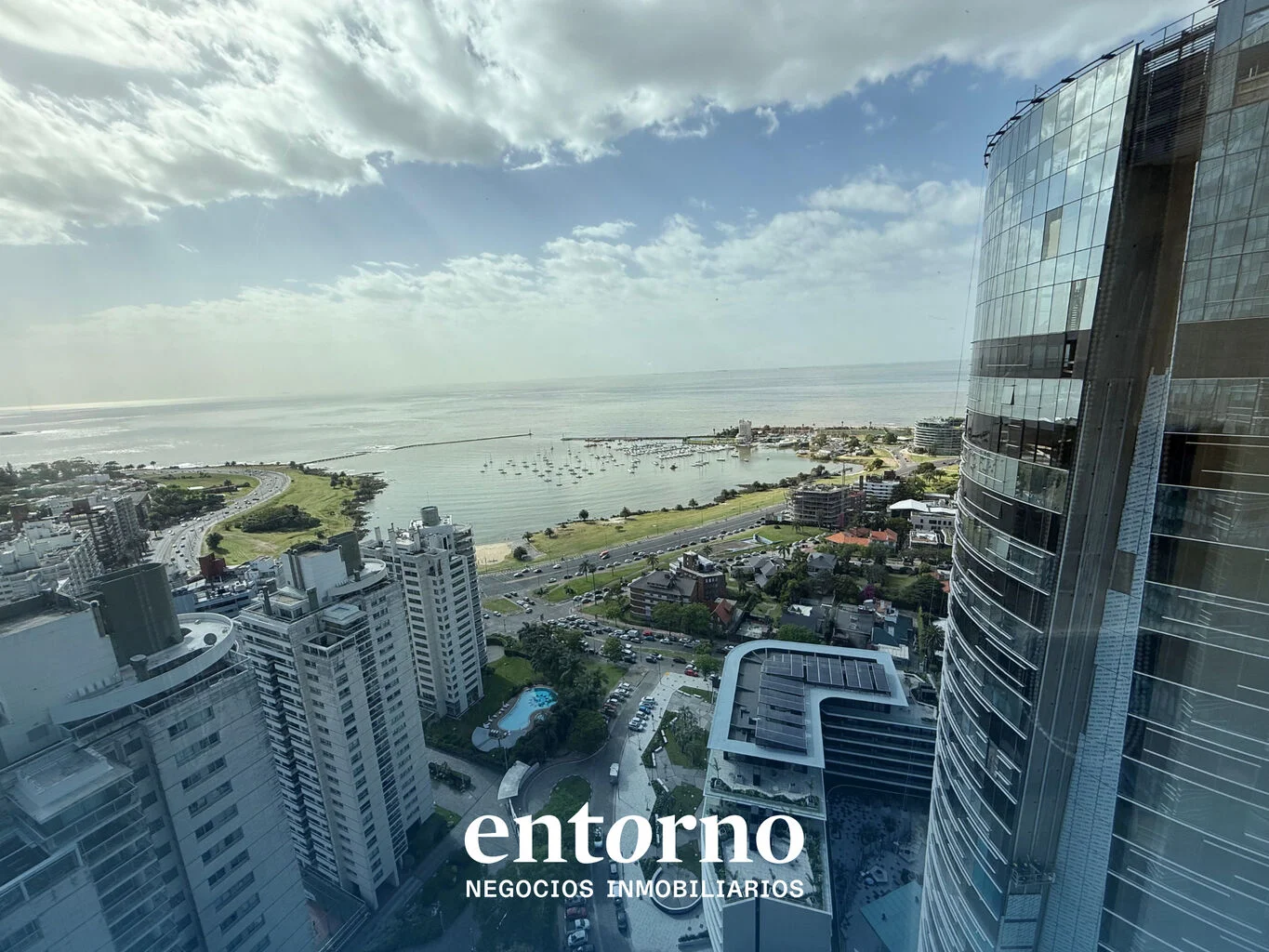 Oficina en Puerto del Buceo, propiedad 238147 -Imagen 4